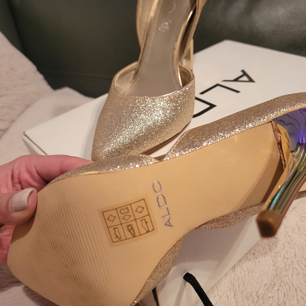Aldo Gold Glitter Heels, New and Never Worn - Ladies Size 7 US